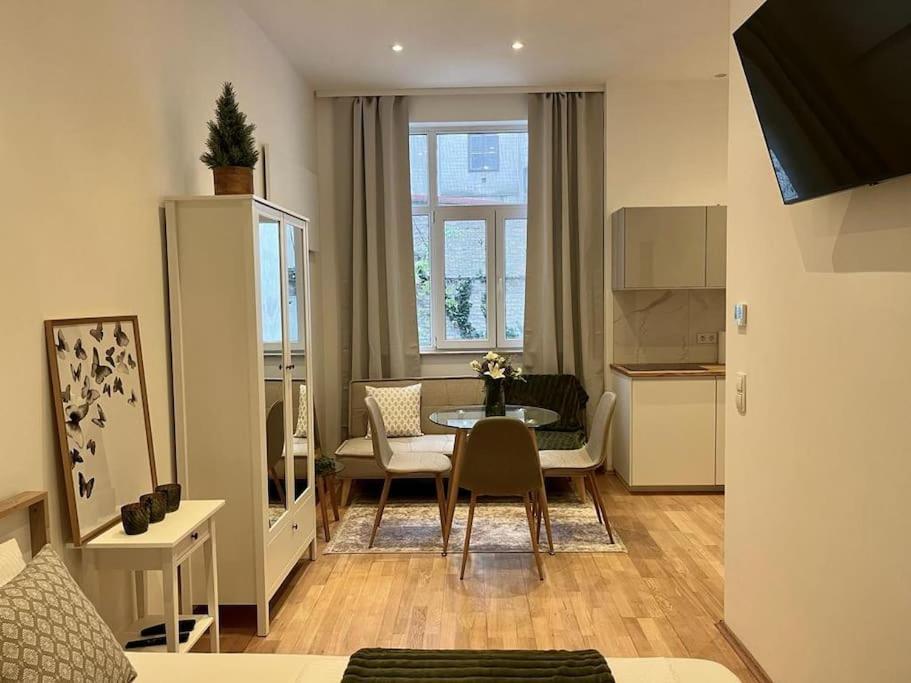 Gemuetliches Studio Apartment ウィーン エクステリア 写真